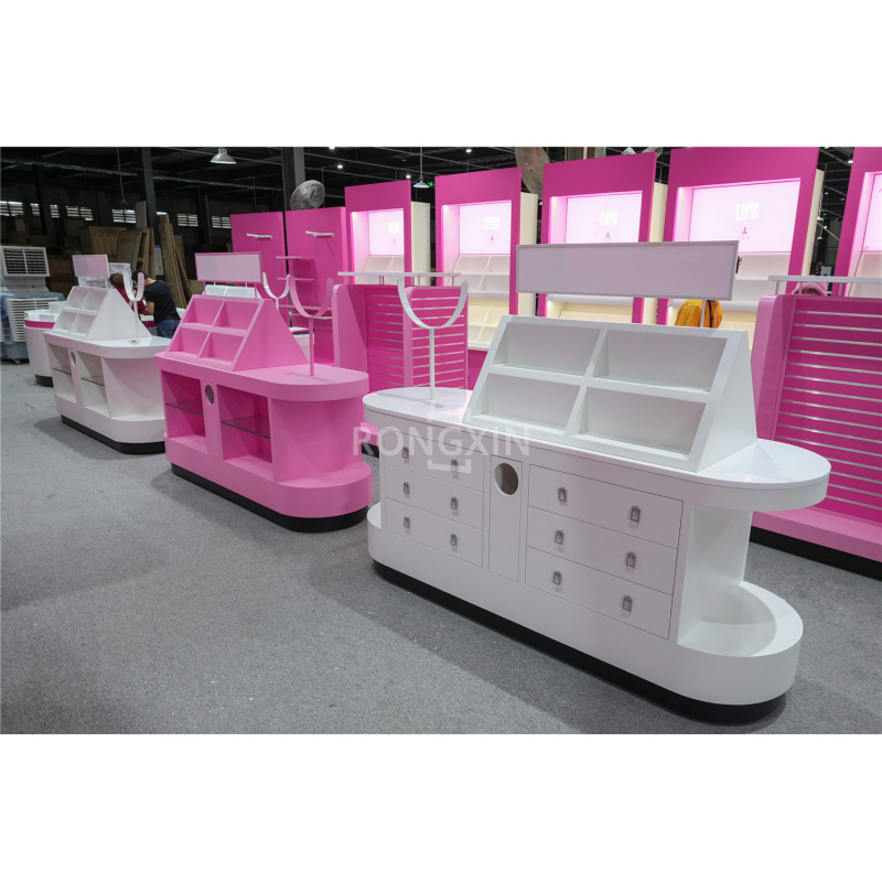 op maat.Make-up Winkel Balie P - Interior Design Retail recensie en prijs
